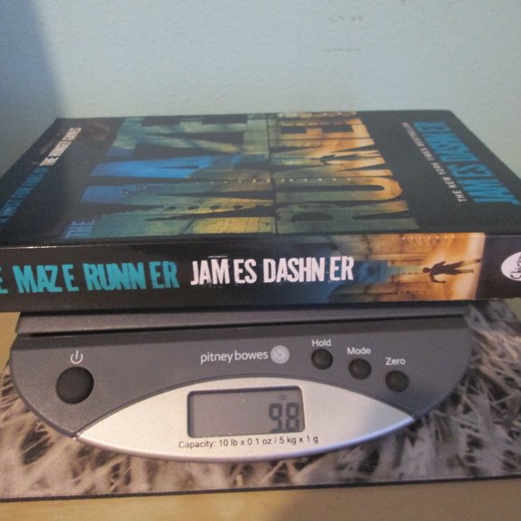The Maze Runner by James Dashner - Picture 4 of 5